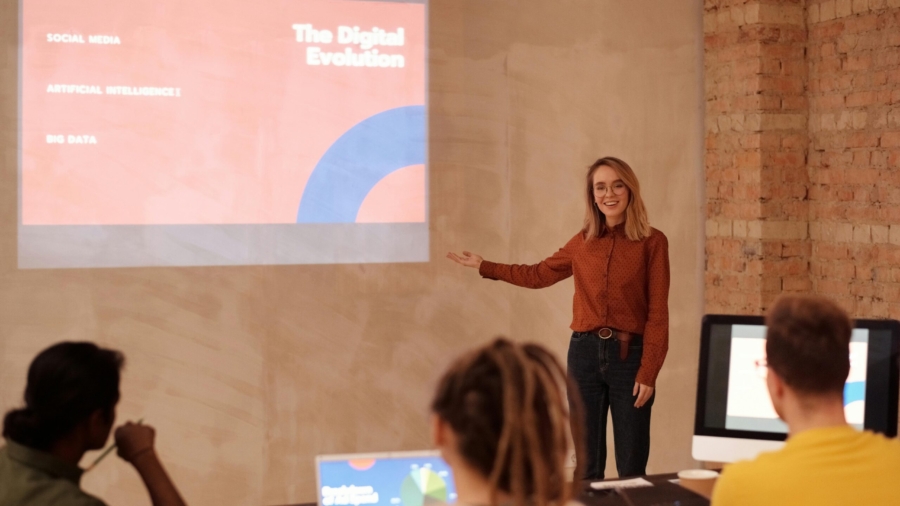 pexels-mikael-blomkvist-6476783