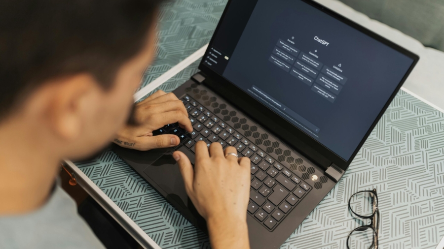 pexels-bertellifotografia-16094046